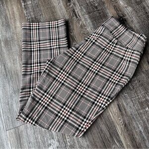 Le Chateau Plaid Trousers in Red and Black